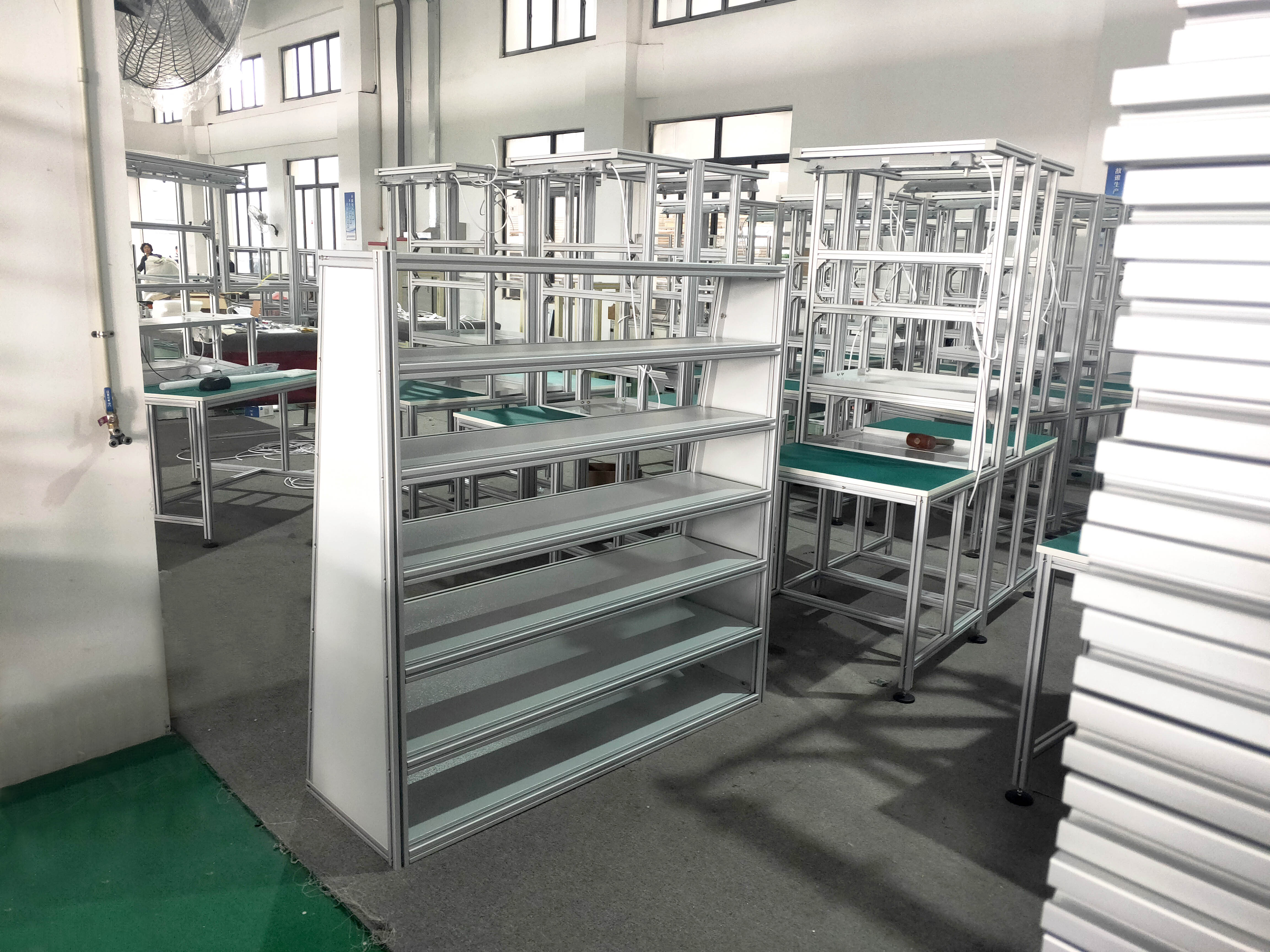 泰州鋁合金框架廠家，用8080型材搭建哪類框架？